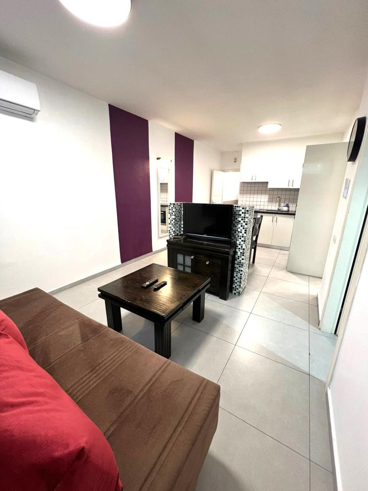 Apartments4You Maria Бат-Ям Экстерьер фото